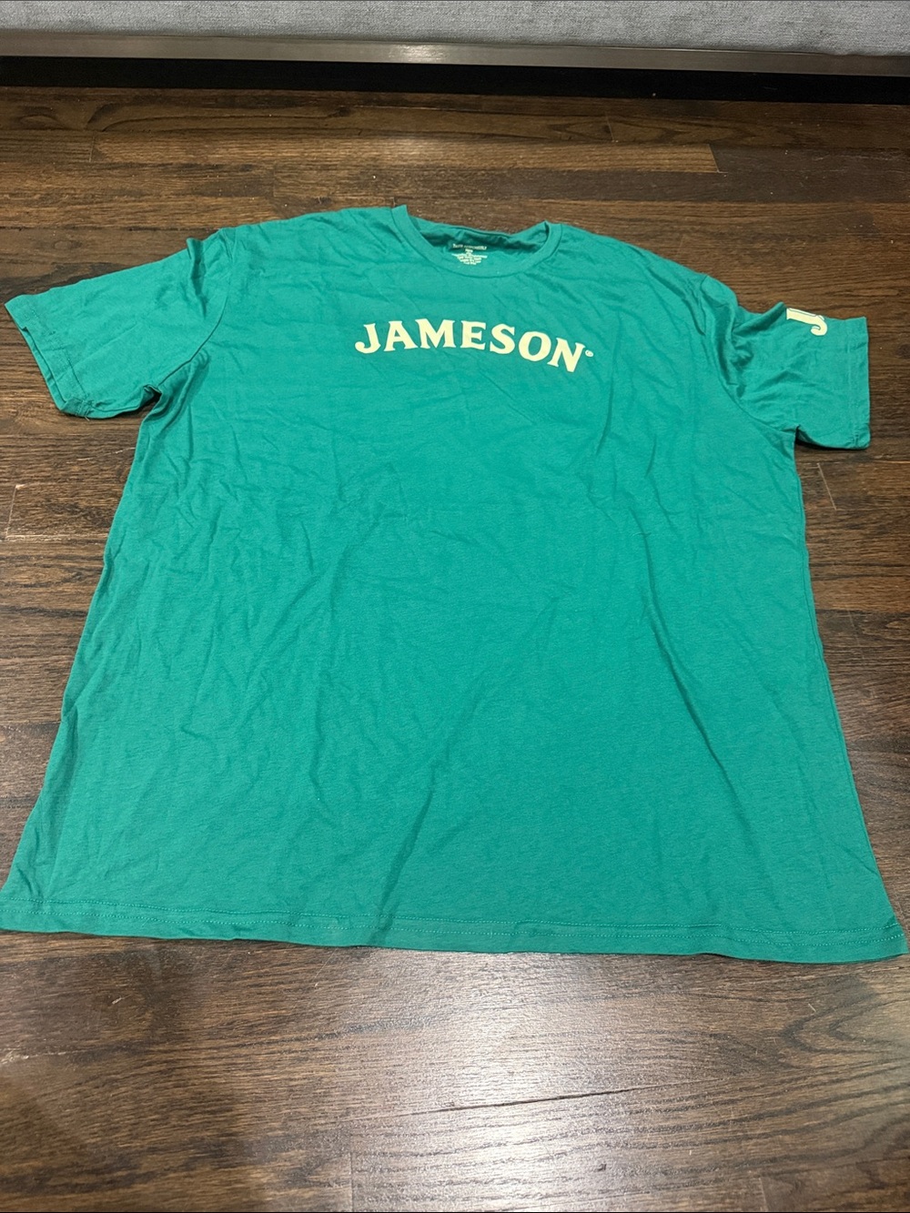 Jameson Short-Sleeve Crewneck T-Shirt in Green